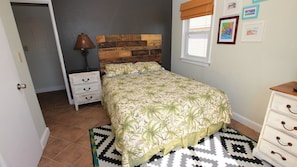 5 habitaciones, tabla de planchar con plancha y wifi gratis 