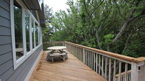 Outdoor dining - Soundside, Private Pool, Community Amenities, Hot Tub, 521, Endless Summer (Corolla)