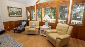 Flat-screen TV, fireplace, DVD player, stereo