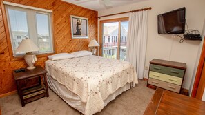 5 多间卧室、熨斗/熨衣板、免费 WiFi、床单