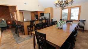 Dining - Oceanside, 5 BRs, Pool, Hot Tub, Close to Beach Access, T10, Surf N Duck (Duck)