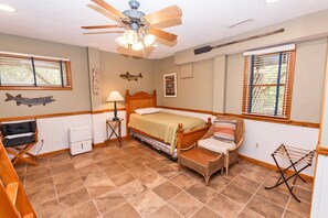 5 Schlafzimmer, Bügeleisen/Bügelbrett, kostenloses WLAN, Bettwäsche