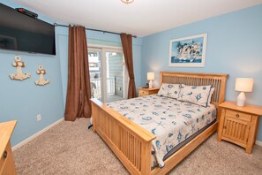 5 bedrooms, iron/ironing board, travel crib, free WiFi - Oceanside, Close to Community Amenities, Private Pool, 600 ft to Beach Access, 216, Beach Ball (Corolla)