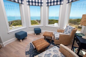 Interior - OCEANFRONT, Private Pool, Ocean Views, Hot Tub, BU85, Lifes a Beach (Corolla)