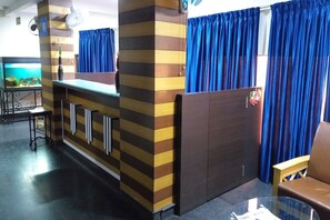 Quầy tiếp tân