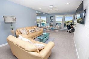 TV, books, stereo - OCEANFRONT, Private Pool, Ocean Views, Beach Walkway, Hot Tub, WL1035, PiraSea (Corolla)