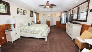 9 bedrooms, iron/ironing board, travel crib, free WiFi