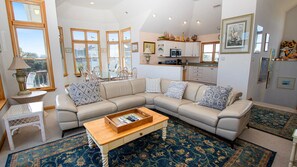 Flachbildfernseher, Kamin, Netflix, DVD-Player