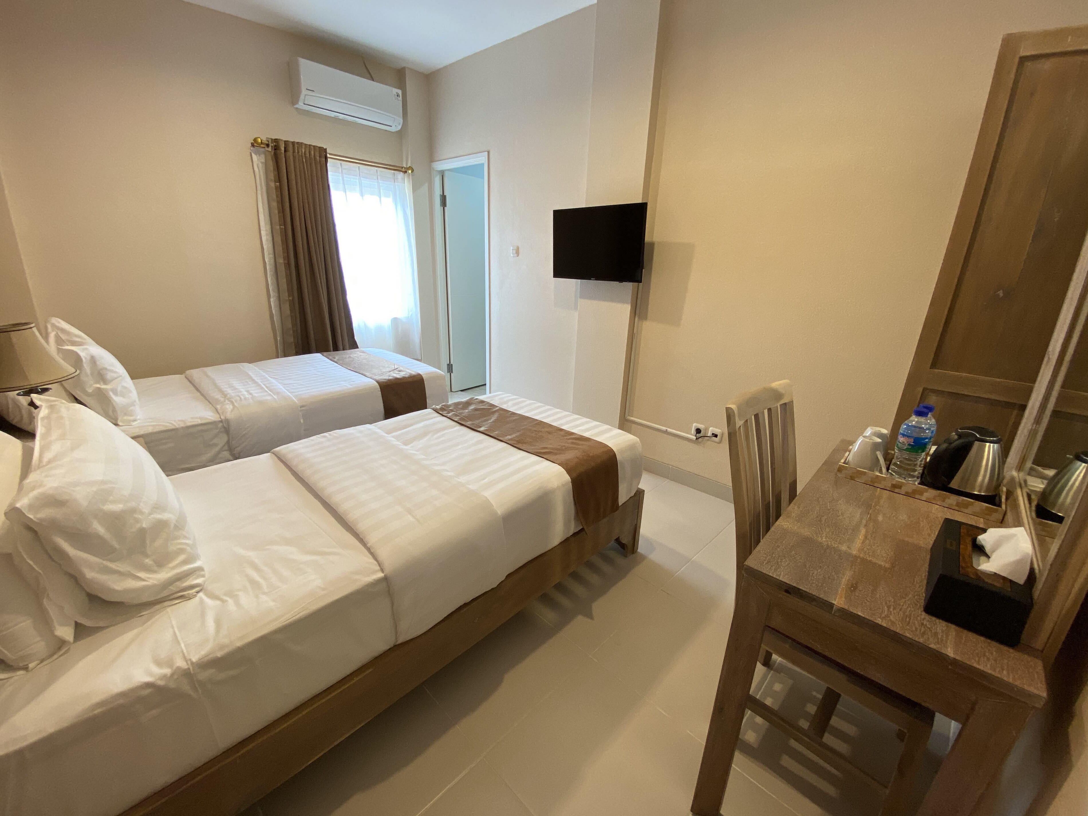 Foto - Flamingo Avia Labuan Bajo