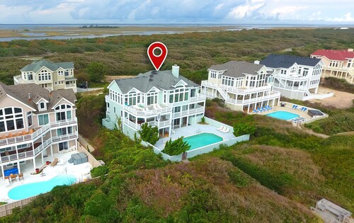 PI198, Key Largo / Oceanfront, 7 makuuhuonetta, 5. 5 kylpyhuonetta