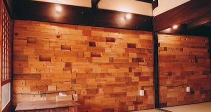 Guesthouse Futatsuya - Hostel