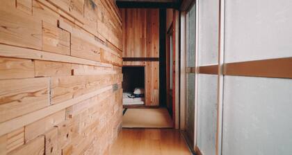 Guesthouse Futatsuya - Hostel