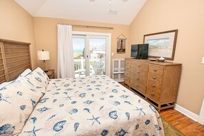 7 bedrooms, iron/ironing board, travel crib, free WiFi