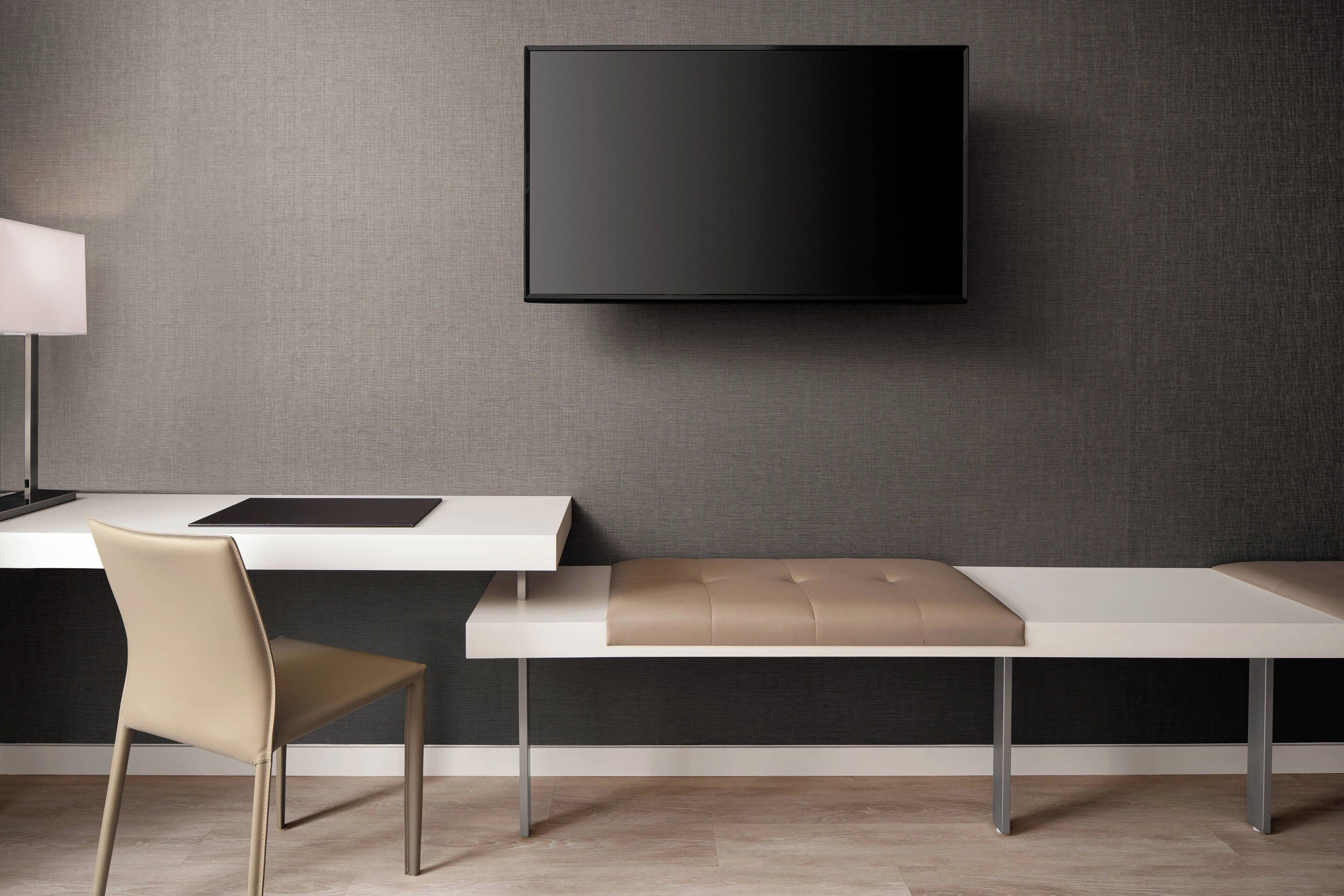 1 bedroom, in-room safe, desk, laptop workspace