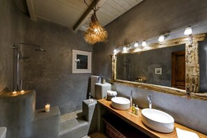 Villa, 4 Bedrooms | Bathroom | Shower, free toiletries, hair dryer, towels - Villa Titania by The Pearls Collection (Mykonos)