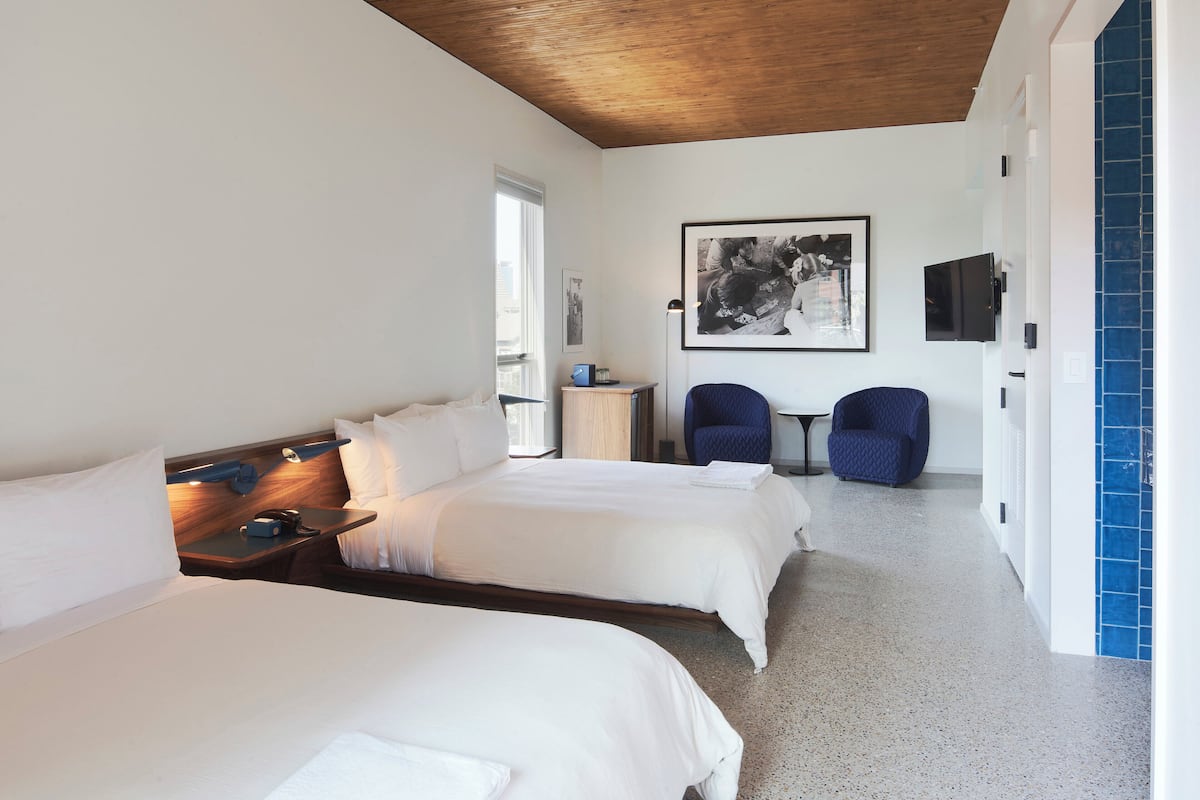 1 chambre, literie de qualité supérieure, surmatelas, minibar