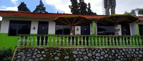 Façade de l’hébergement