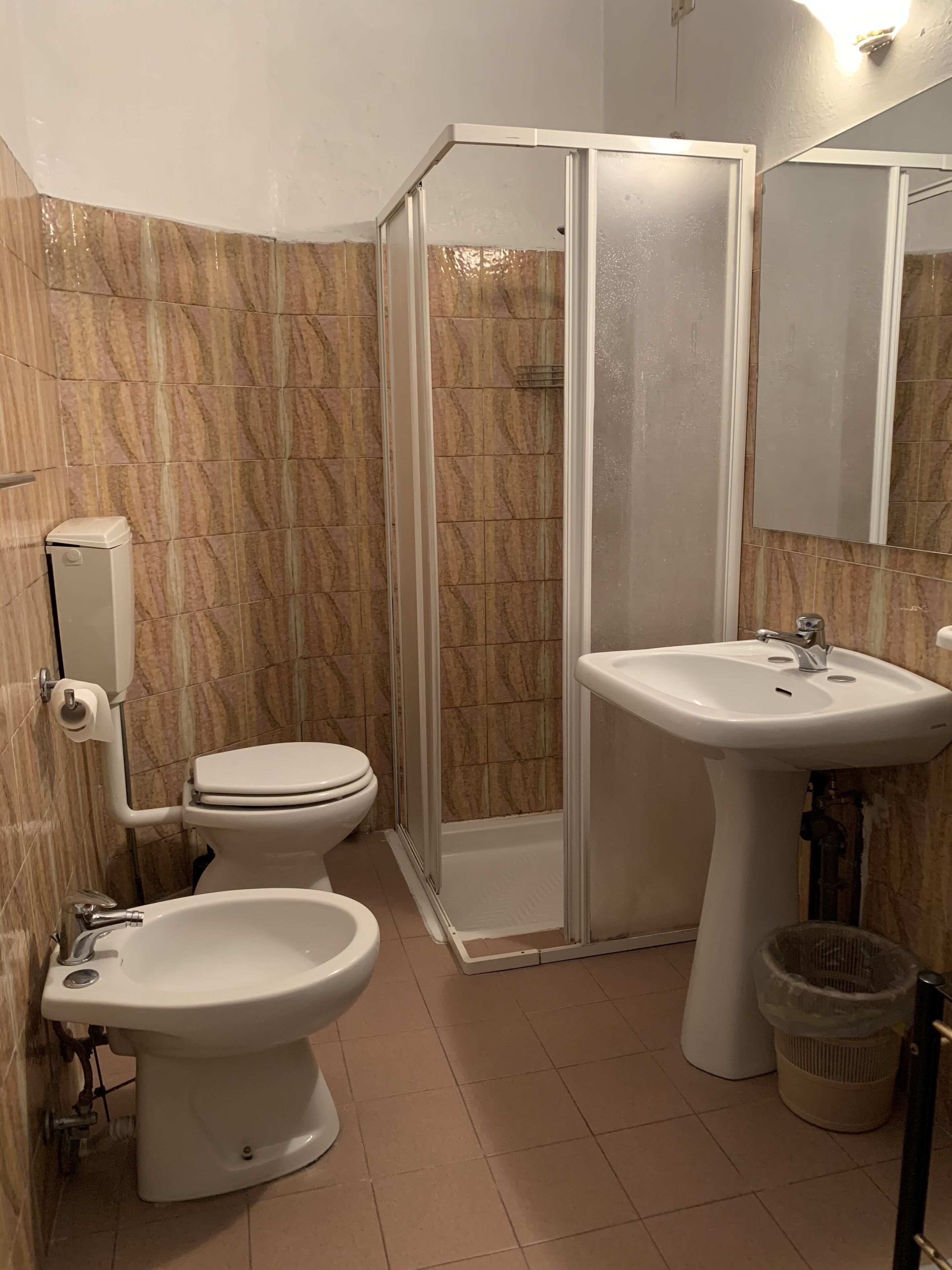 double room | bathroom | shower, hair dryer, bidet, towels