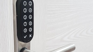 WiFi (free), bed sheets - Hostal La Estrella (Zaragoza)