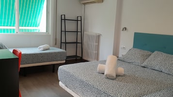Standard Triple Room | Free WiFi, bed sheets