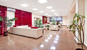Lobby - Аrt-Volzhskiy (Volzhskiy)