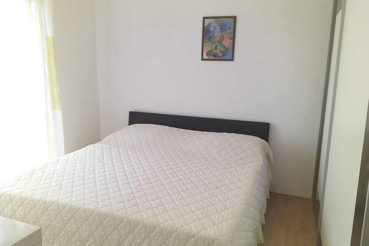 1 bedroom, iron/ironing board, free WiFi, bed sheets