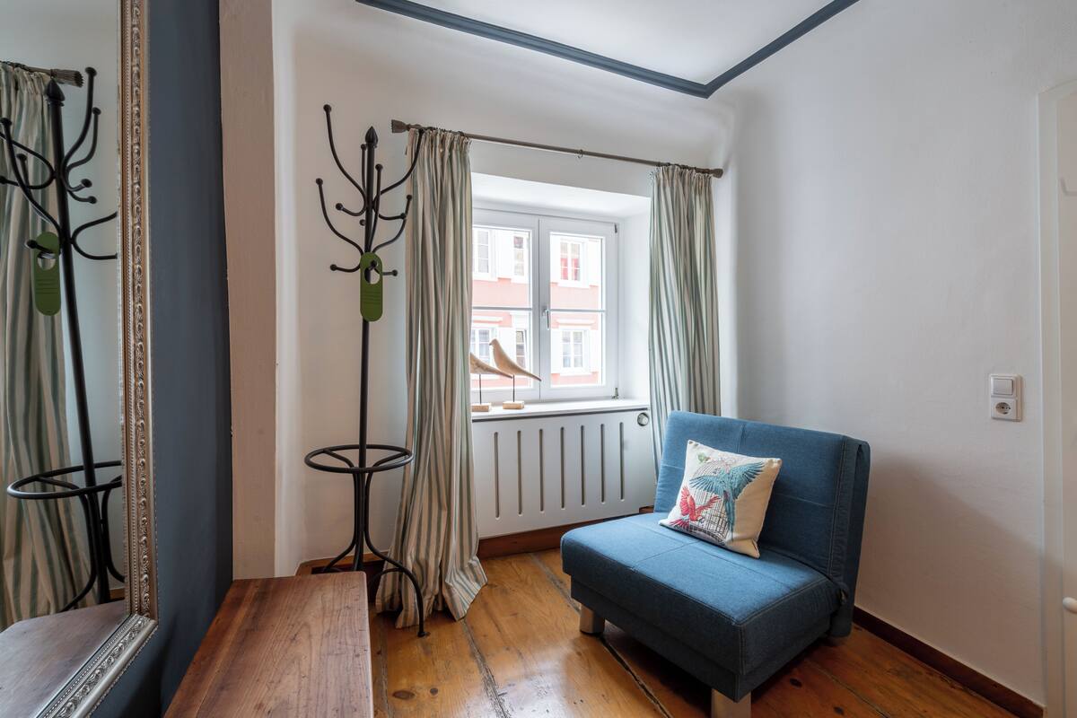 suite, balcony | blackout curtains, iron/ironing board, free wifi, bed sheets