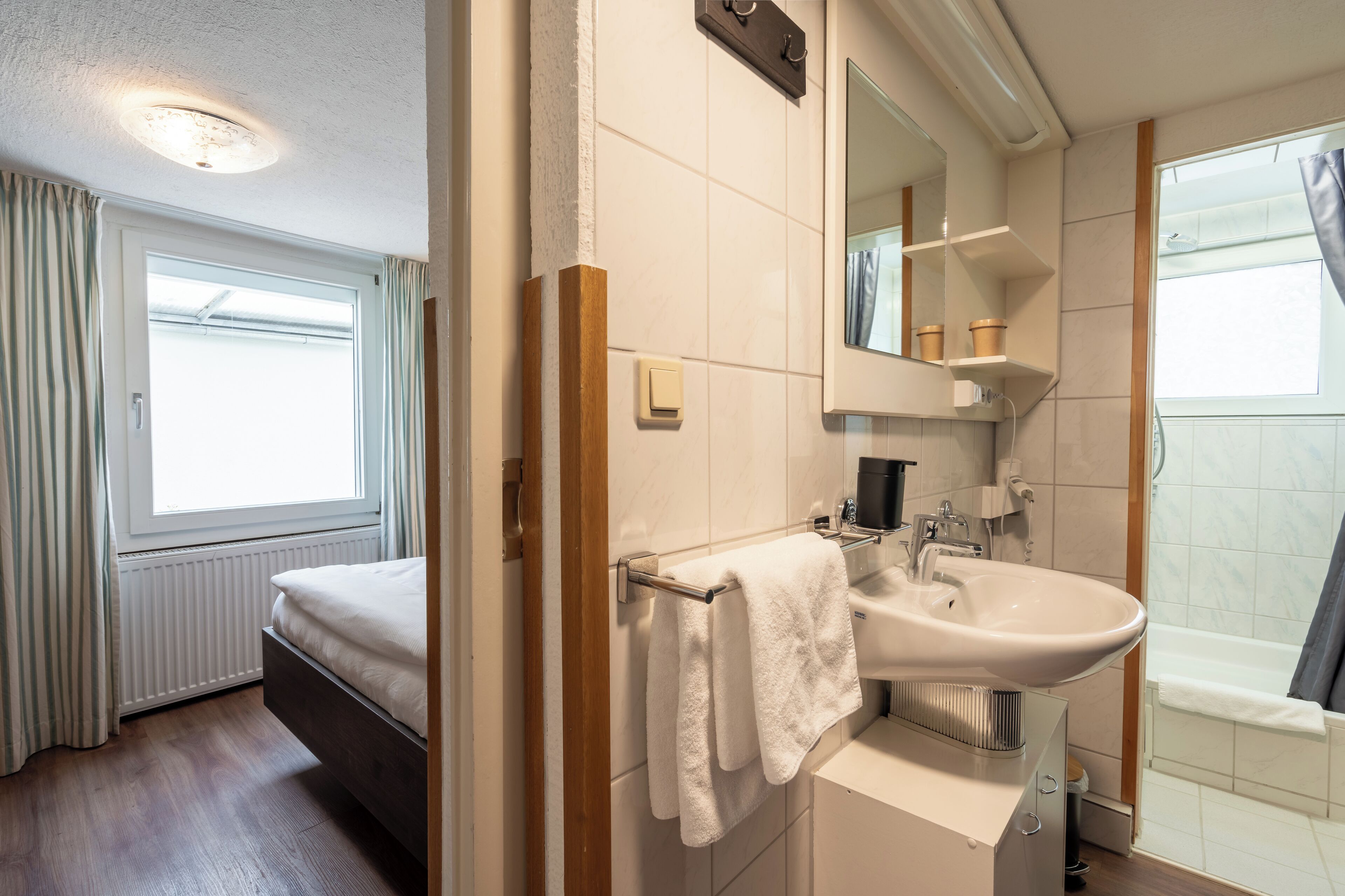 standard single room | bathroom | free toiletries, hair dryer, towels, soap