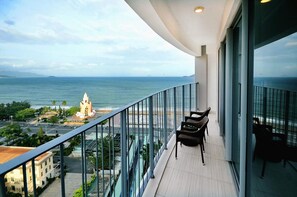 Executive Ocean View | Beach/ocean view - Homie Panorama Nha Trang (Nha Trang)