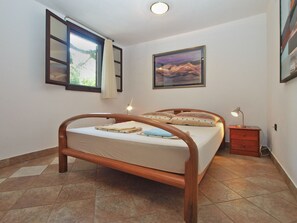 1 間睡房、上網