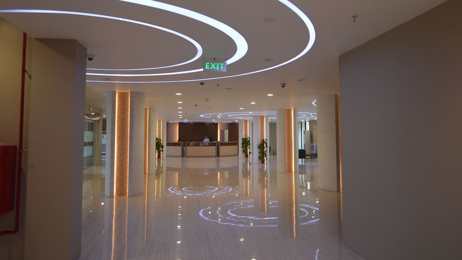 Airport Avenue Hotel