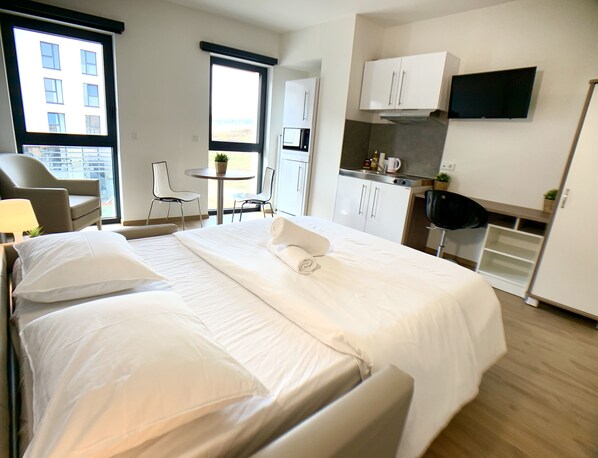 Decoración personalizada, muebles diferentes y escritorio