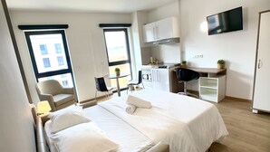 Unclassified image, 3 of 25, button - Cozy Studio, Open Space, Business & Leisure (Esch-sur-Alzette)