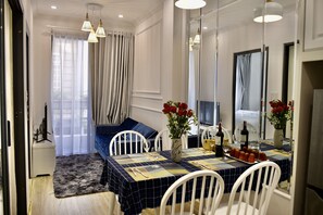 Essbereich im Zimmer