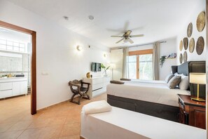 5 bedrooms, in-room safe, iron/ironing board, free WiFi