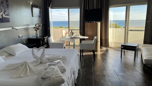 Unclassified image, 3 of 68, button - Hotel Mazagonia (Moguer)