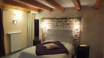 Minibar, bureau, fer et planche Ă repasser, Wi-Fi gratuit