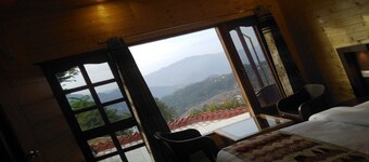 Resort Extreme Village