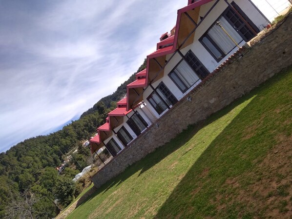Front of property - Resort Extreme Village (Kandaghat)