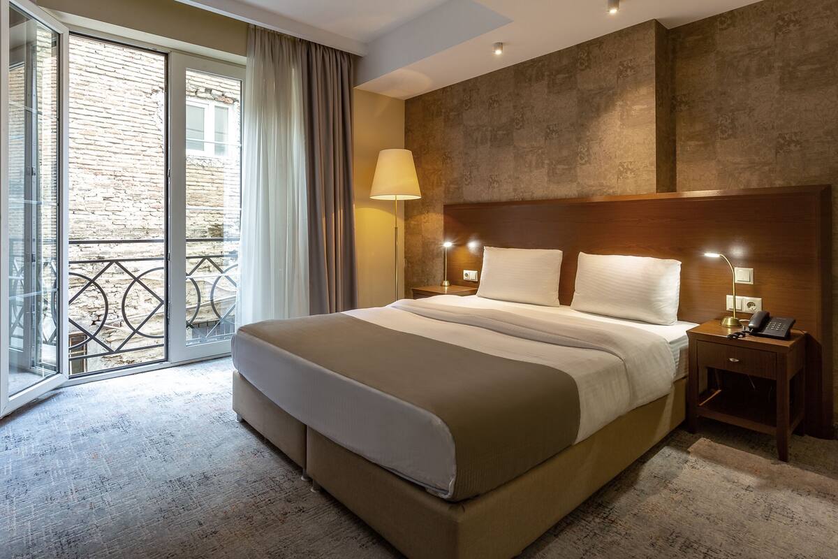 Basic Double Room