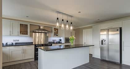 Das Gehöft - schläft 17