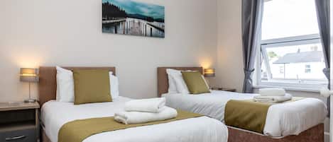 NHS or Key Workers Emergency Accommodation - (Fully Cleaned and Can Accept Pets)