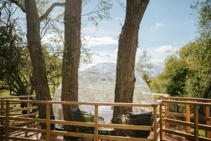 Bob's Lodge (Lodge and Outdoor Dome) | Balcony view - Bob's Lodge (Banbury)