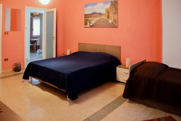 Free WiFi, bed sheets