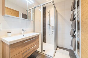 Bathroom - Aberghof Apartments (Fuegen)