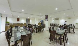 Restaurant - HOTELORCHID (Agra)