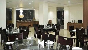 Restaurant - HOTELORCHID (Agra)