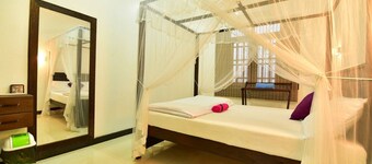 Sea Yo Villa (Entire Villa) with Private Beach