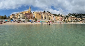 Playa en los alrededores 