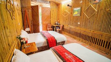 1 habitación, camas con efecto memoria, minibar y escritorio